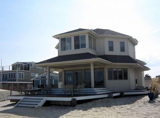 13 Las Vegas Rd, Lavallette, NJ 08735