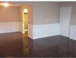 5th image of 9 Kingswood Dr #11