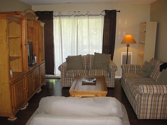5th image of 1224 Knottingham Ct #2BL