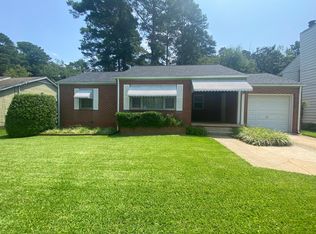 2940 S Clark Dr, East Pt, GA 30344