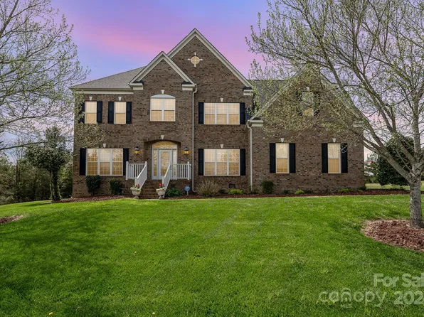 4375 Abernathy Pl, Harrisburg, NC 28075