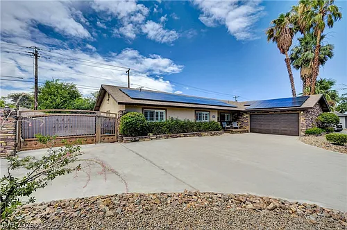 2712 W Oakey Blvd Photo 1 2712 W Oakey Blvd Photo 1