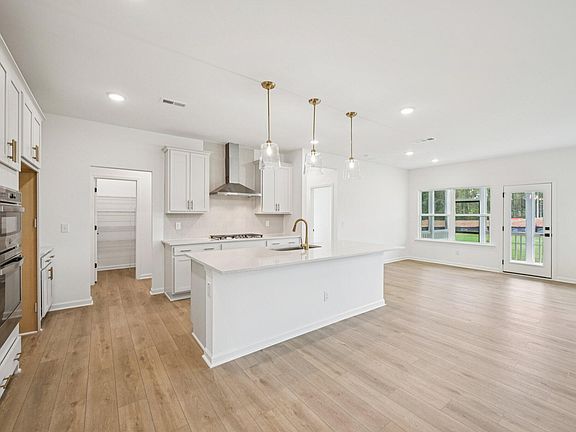5th image of 4234 Avaruth Ln #133