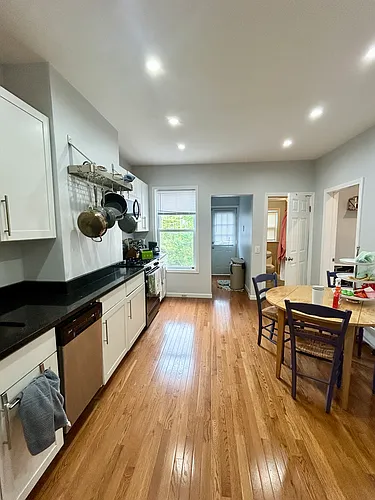 150 L St #2 Photo 1