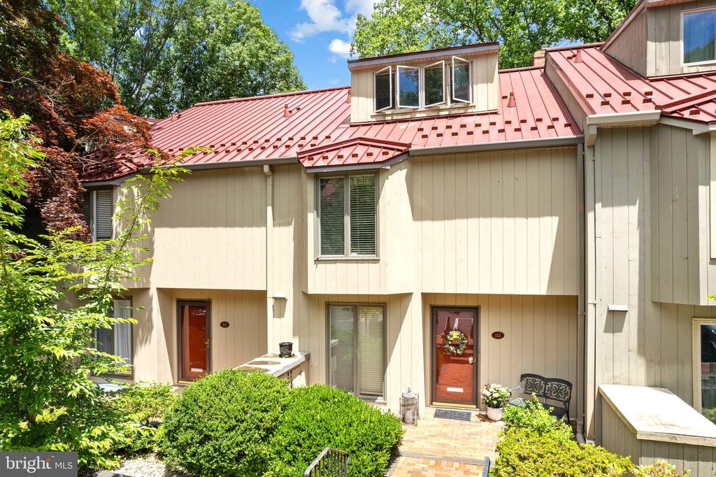 112 The Mews, Haddonfield, NJ - View 2