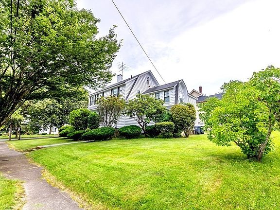 3rd image of 48 Olive St