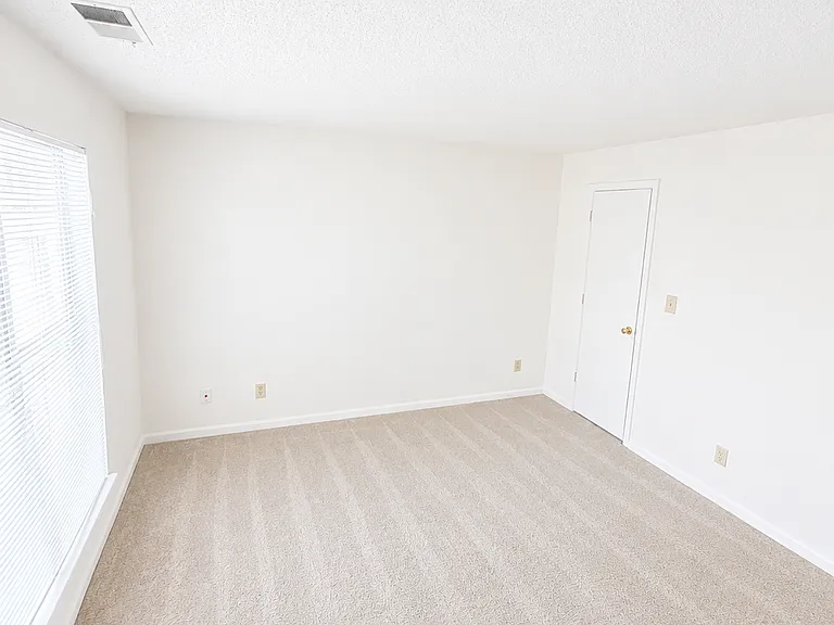 15 Hamiltons Bay Ct #CT927 — Photo 5