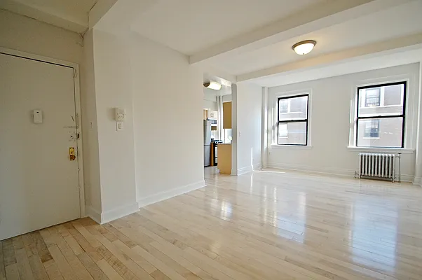 Rented by Bohemia Realty Group | media 11