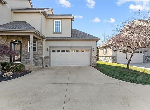 2nd image of 9882 Nieman Pl