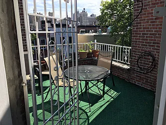 Rented by Tamara Cohen, LREB