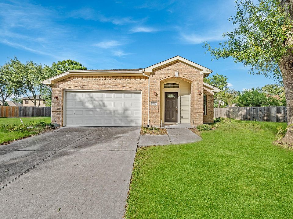 1st image of 7207 Highland Oak Ct