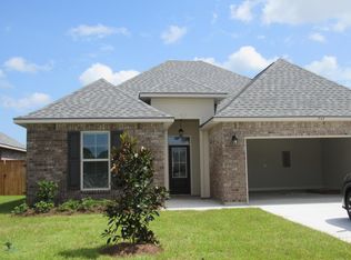 757 Ridgefield Dr, Slidell, LA 70458