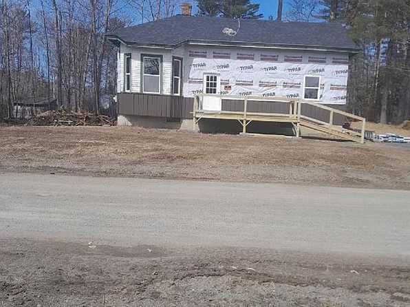 102 Murray St, Bingham, ME 04920