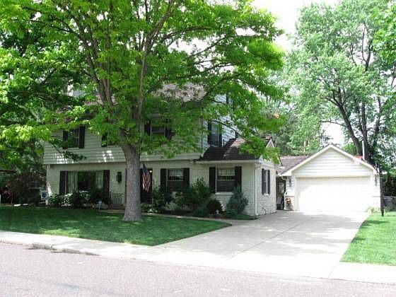1st image of 521 W Merle Ln