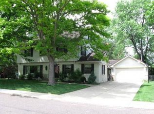 521 W Merle Ln, Peoria, IL 61604