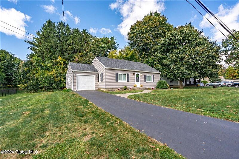 4th image of 55 Fane Court