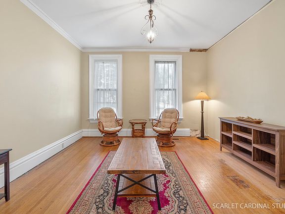 3rd image of 306 S Lasalle St