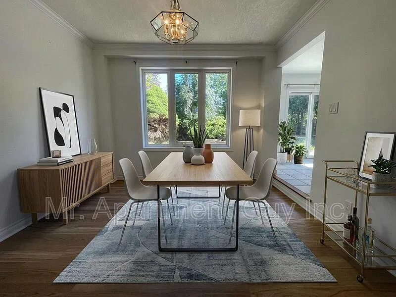 3 bed, 2.5 bath, $2,695 — Photo 2
