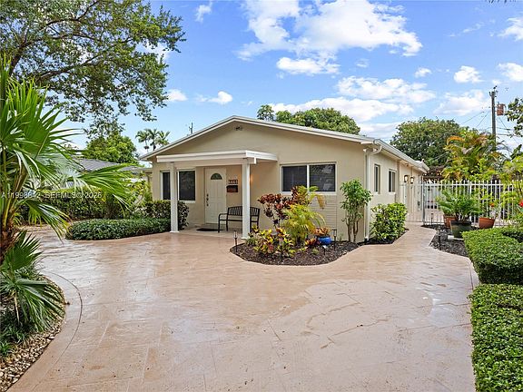2nd image of 6665 NW 39th St