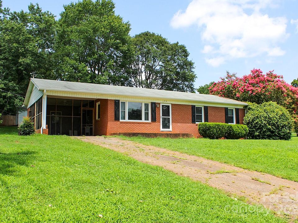 1st image of 154 Crosswhite Ln
