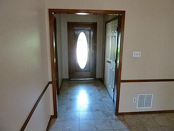 2nd image of 1030 Kay Dr