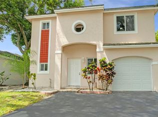 838 NW 98th Ave, Plantation, FL 33324