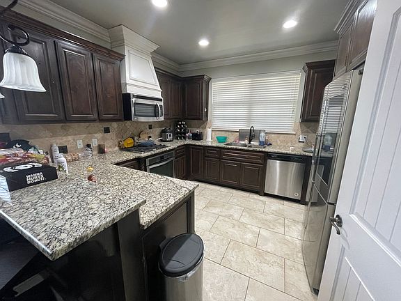 4th image of 17409 Murcielago Ct