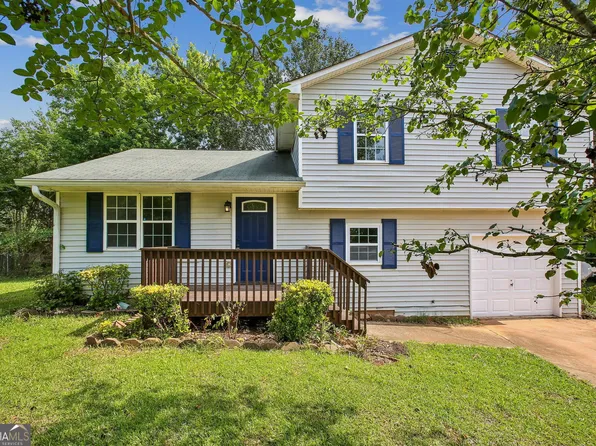 658 Earl North Rd, Newnan, GA 30263