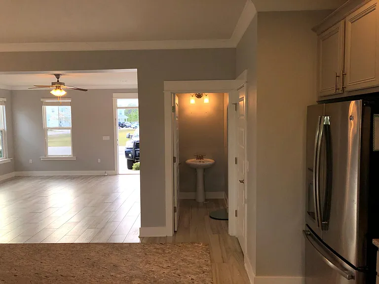 206 Montclair Ave — Photo 8