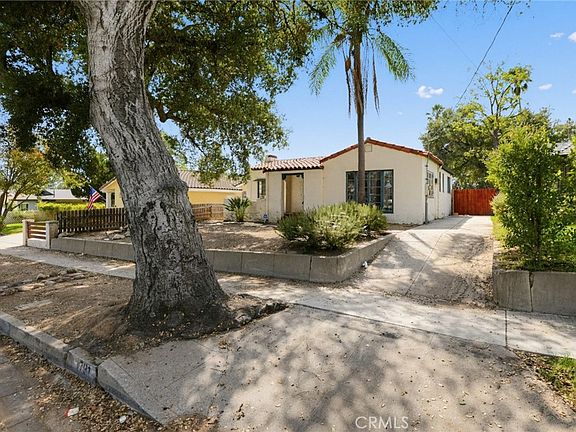 4th image of 1791 Navarro Ave