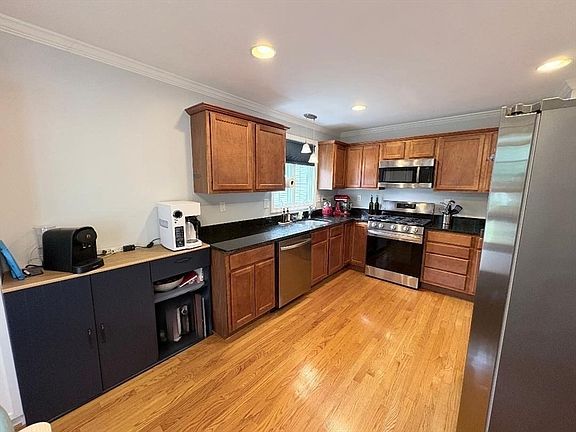 5th image of 13 Apollo Ave
