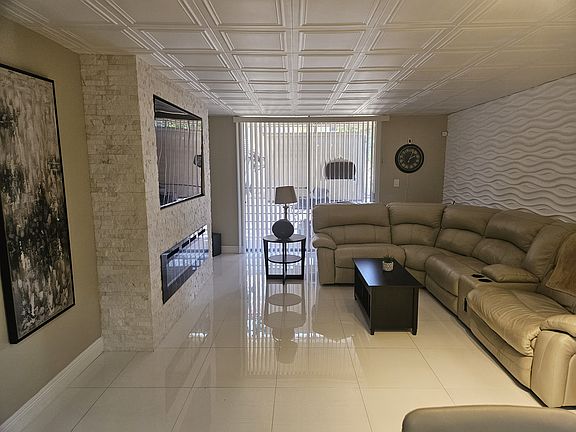 2nd image of 404 NW 68th Ave APT 216