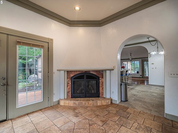 5th image of 93356 Oakway Rd