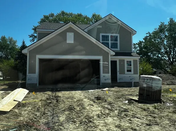 1141 Plymouth St, Piqua, OH 45356