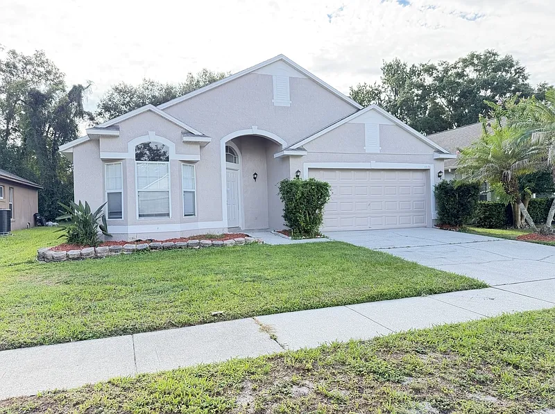 10131 Rivers Trail Dr