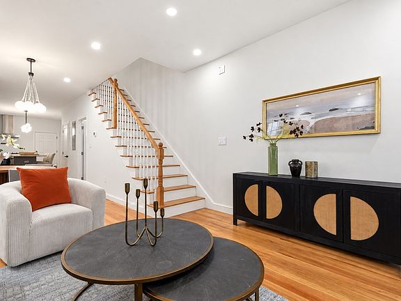 4th image of 31 Westmore Rd #31