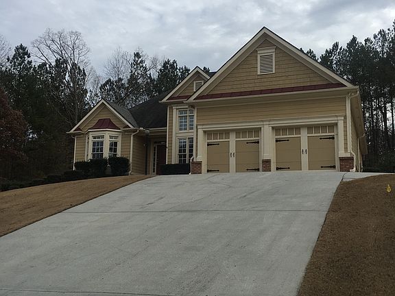 2nd image of 523 Richmond Pl