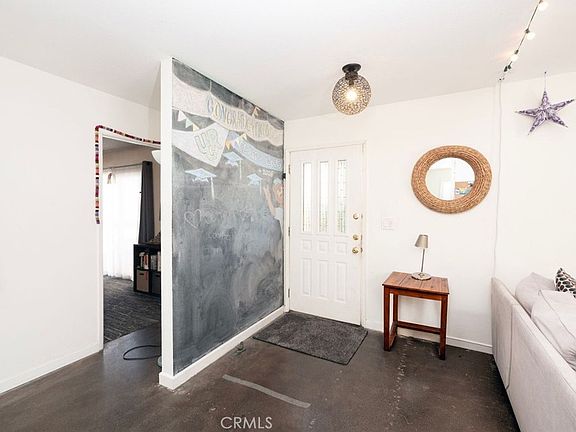 3rd image of 5015 Pearblossom Dr