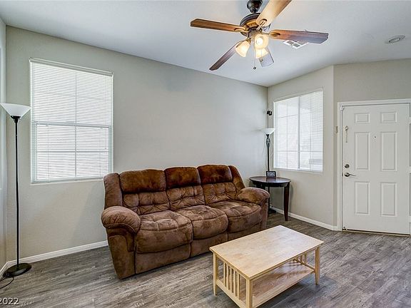 5th image of 1223 Oak Village Ave