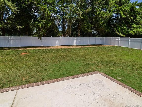 3rd image of 2935 Tallgrass Bluff Blvd #61