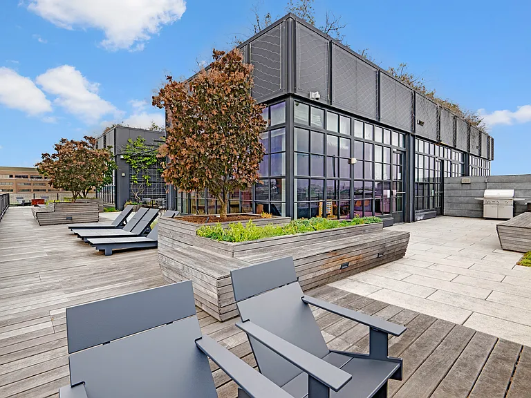2030 8th St NW #Penthouse 4 — Photo 16