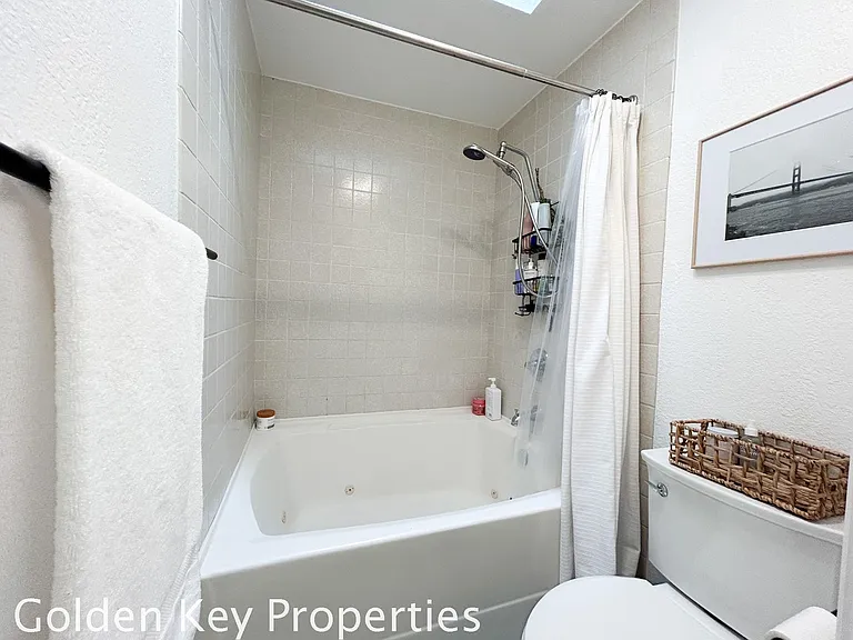 2372 Altisma Way #B — Photo 21