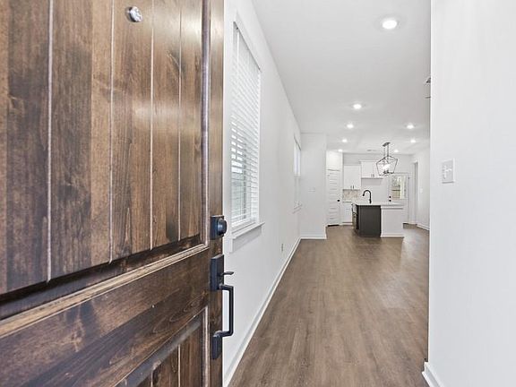 5th image of 6430 Downey Ln
