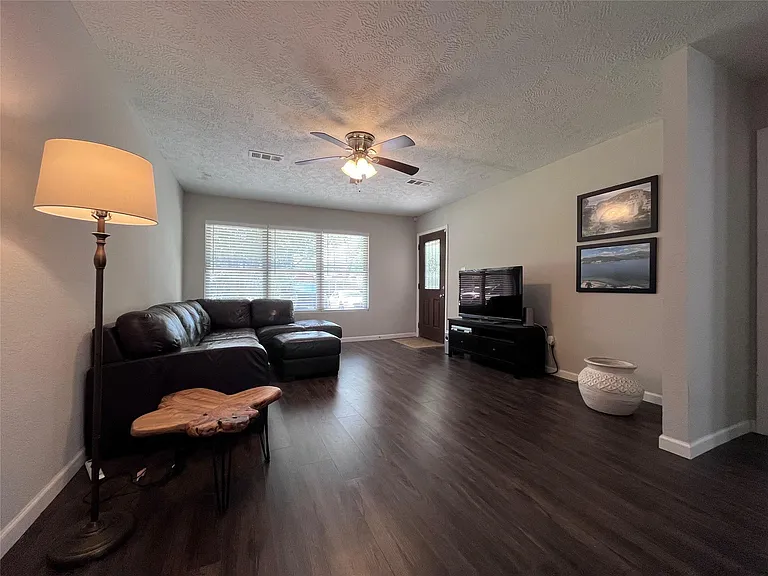8626 Greiner Dr — Photo 16