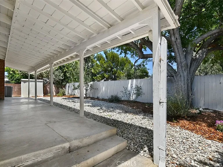 5836 Wish Ave — Photo 39