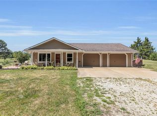 10518 S Outer Belt Rd, Oak Grove, MO 64075