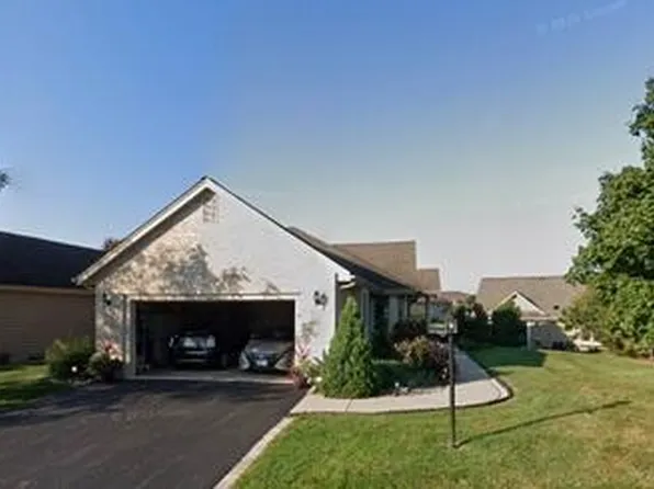 W240N2354 Range Line COURT #B, Pewaukee, WI 53072