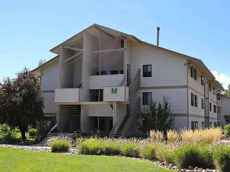 1705 Heatheridge Rd #M303 — Photo 1