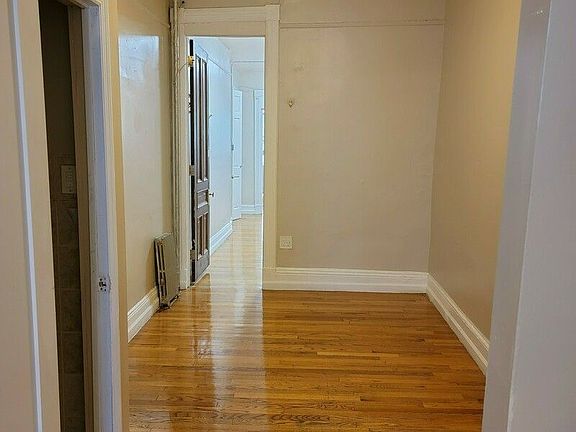 4th image of 17 Humboldt St #3LL