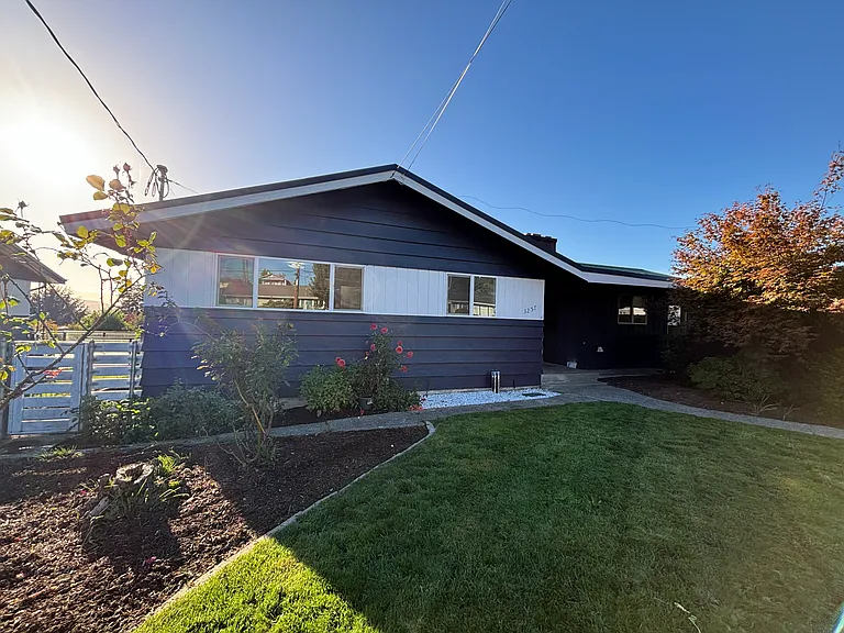 3257 Halverson Ave — Photo 1